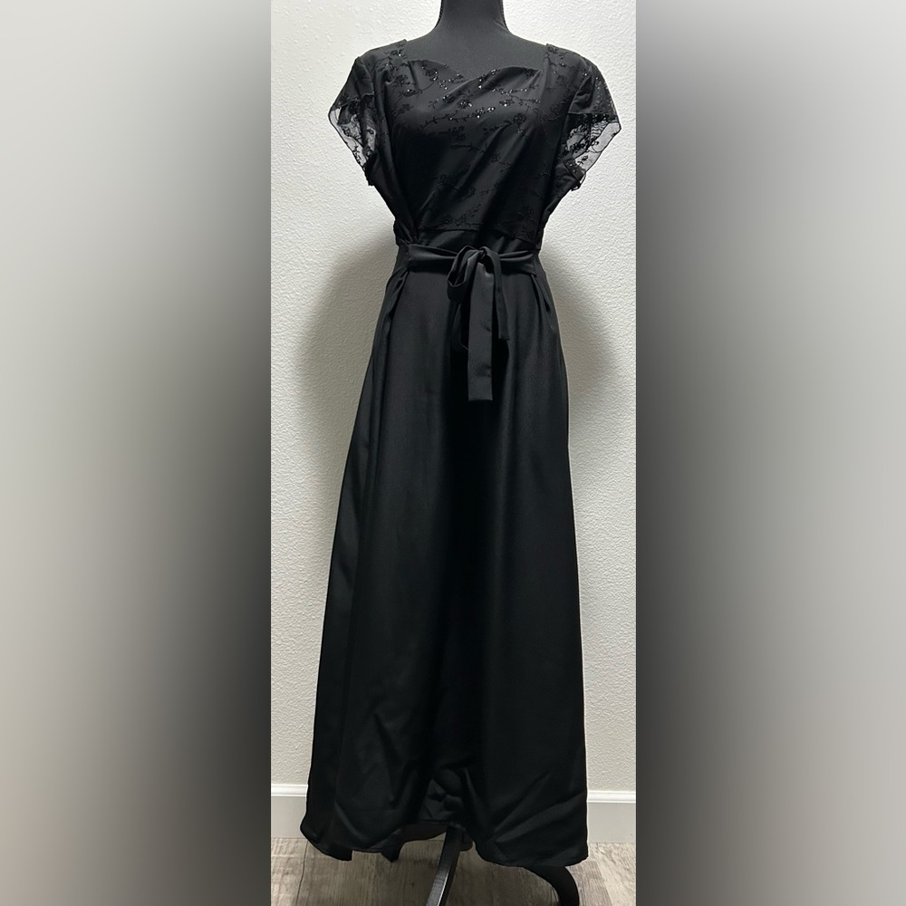 Formal Fashions Maxi Dress - 16 - Black - Used